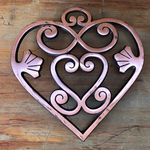 2010 Pampered Chef around-Up From the Heart Copper Color Heart Shaped Trivet - Picture 1 of 4